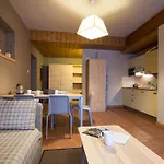 La Feleit Apartament *