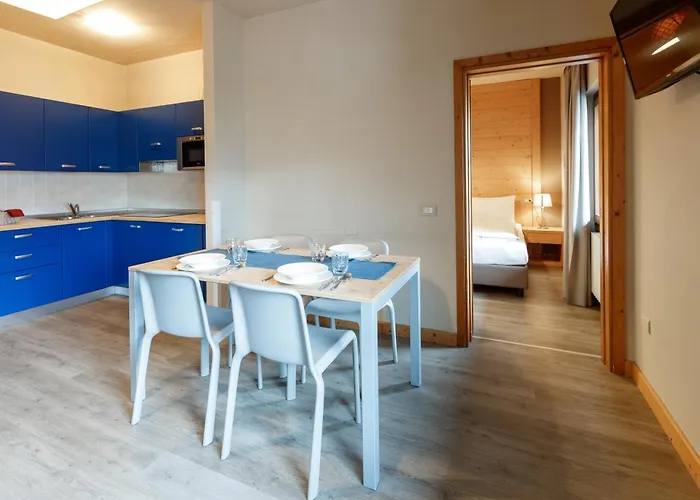 La Feleit アパート ボルミオ